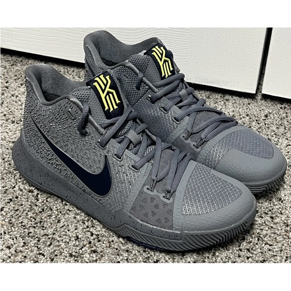 Nike kyrie 3 Cool Grey Almost New - Picture 12 of 13